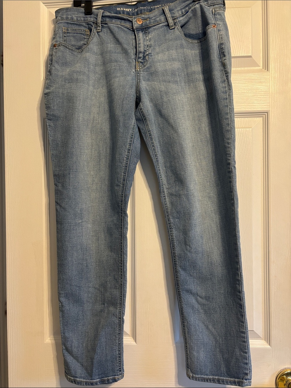 Old Navy Light Wash Boyfriend skinny Jeans